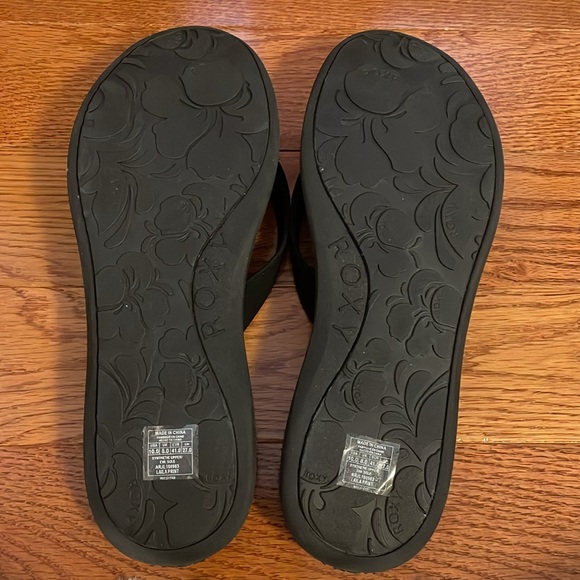 Roxy foam flip flops - Picture 3 of 5